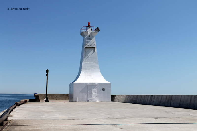 Photo of the Burlington Canal Front Range Lighthouse.