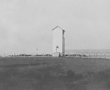 1903 Browns Point Light