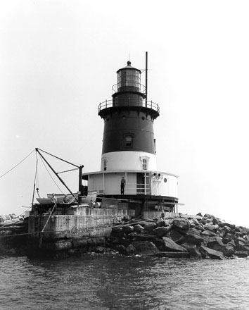 Romer Shoal Lighthouse picture - U.S. Coast Guard Archive Photo