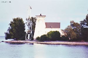 Nice close up shot of the two lighthouses.