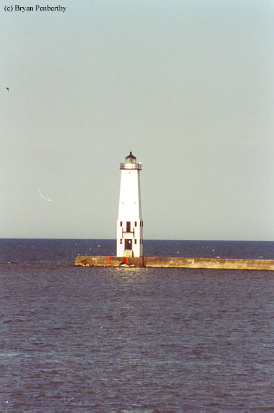 Photo of the Frankfort North Breakwater Lighthouse.
