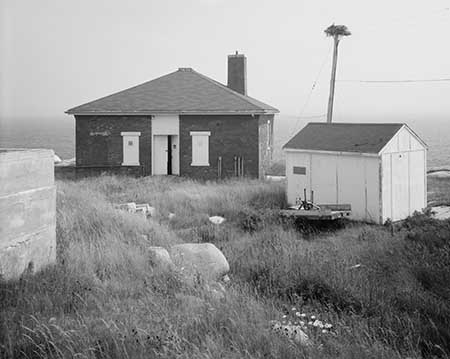 Library of Congress photo of the fog signal and shed
