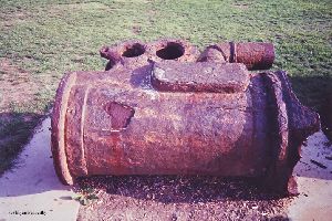 Old pump / motor.