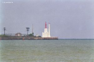 Lighthouse through a 1000mm telephoto lens.